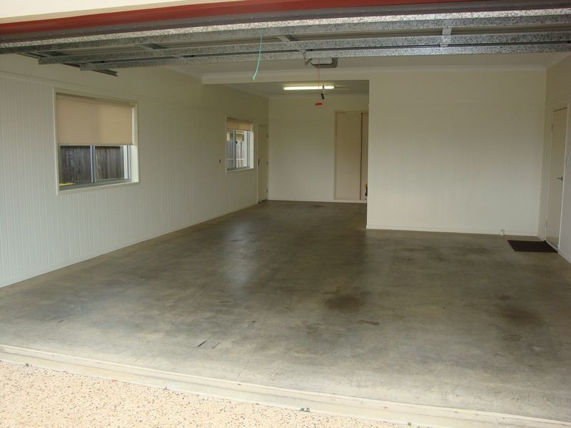 Avenell Heights QLD 4670