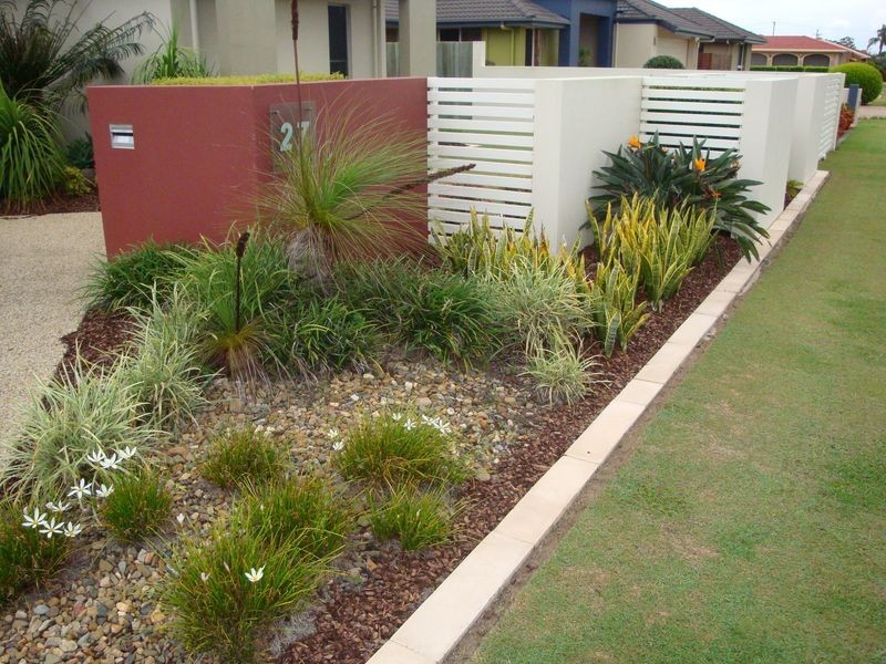 Avenell Heights QLD 4670