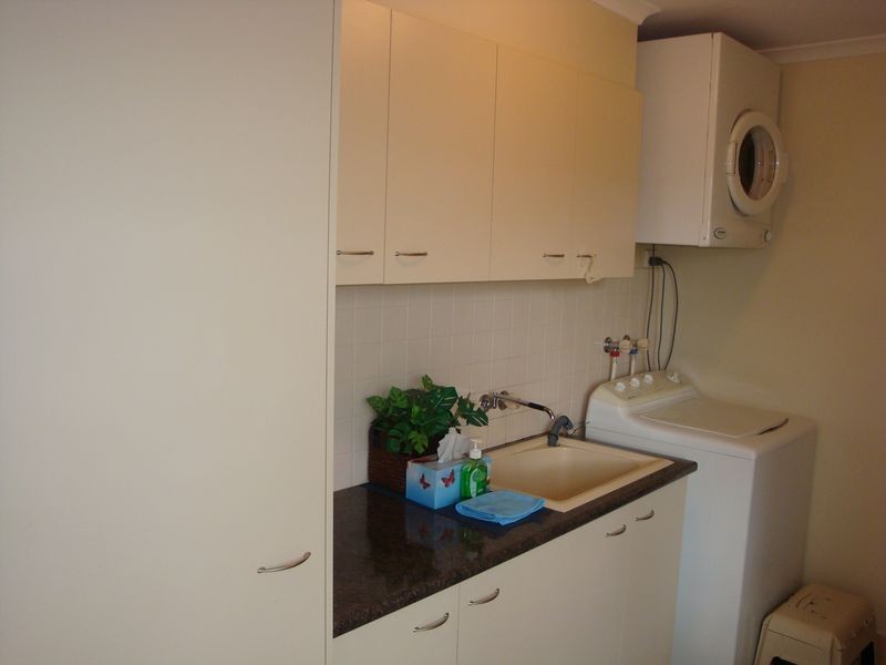 Avenell Heights QLD 4670