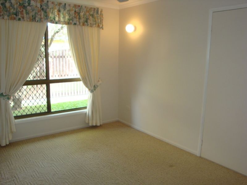 Avenell Heights QLD 4670