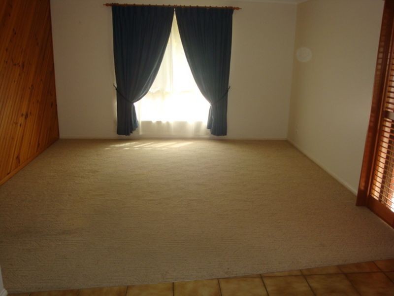 Avenell Heights QLD 4670