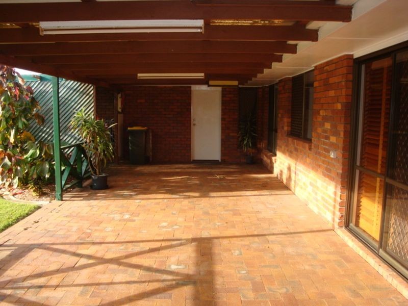 Avenell Heights QLD 4670