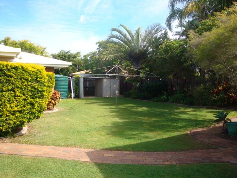 Avenell Heights QLD 4670
