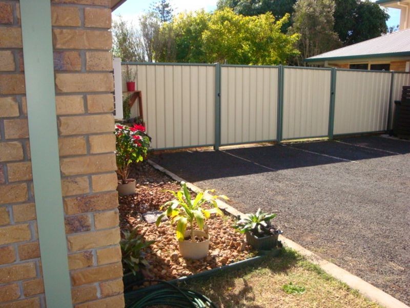 Avenell Heights QLD 4670