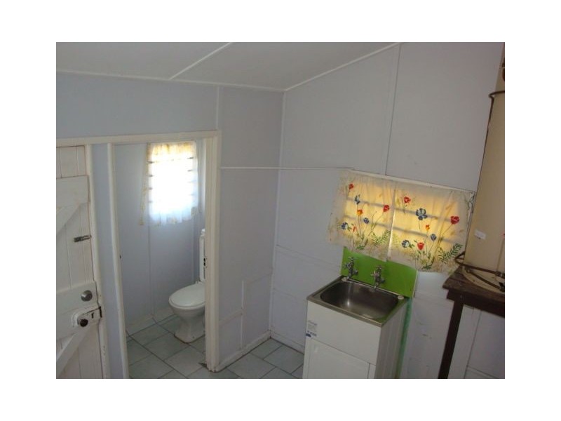 Svensson Heights QLD 4670