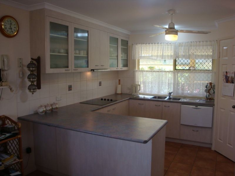Avenell Heights QLD 4670