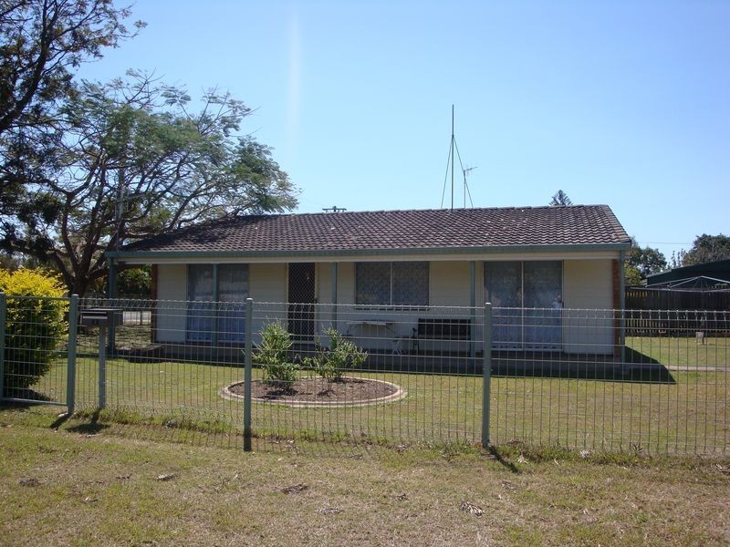 Avenell Heights QLD 4670