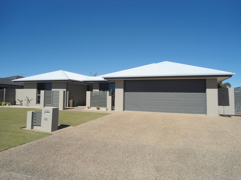 Avenell Heights QLD 4670