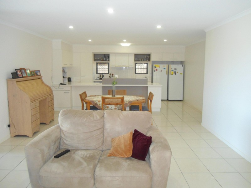 Avenell Heights QLD 4670