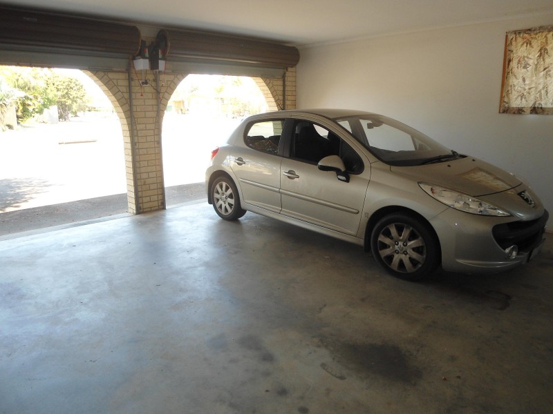 Avenell Heights QLD 4670