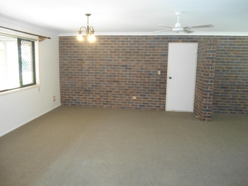 Avenell Heights QLD 4670