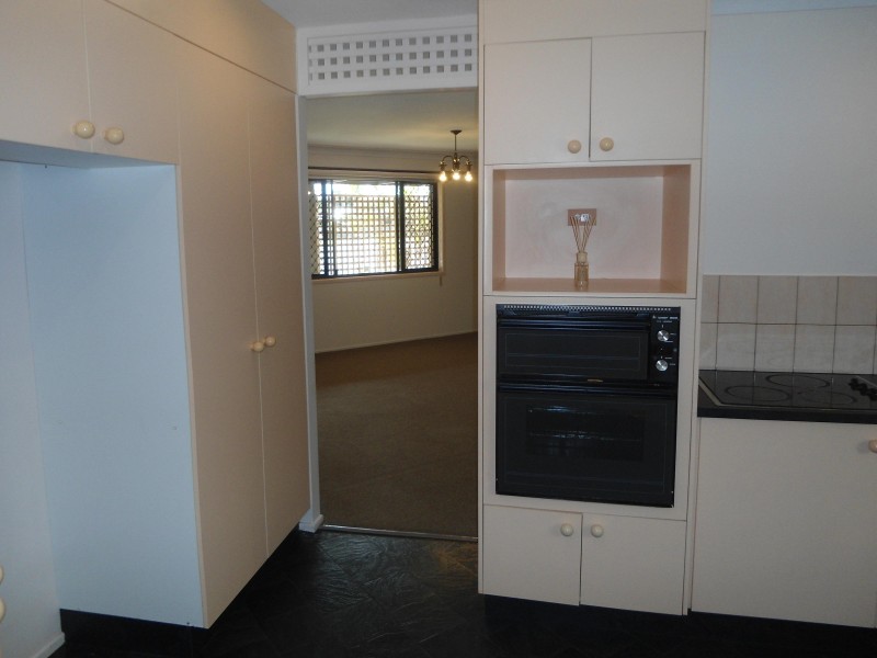 Avenell Heights QLD 4670