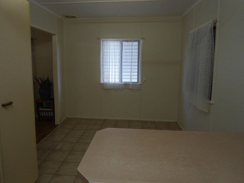Avenell Heights QLD 4670