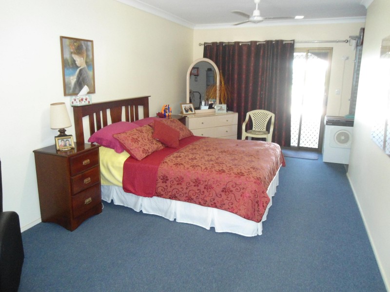 Avenell Heights QLD 4670