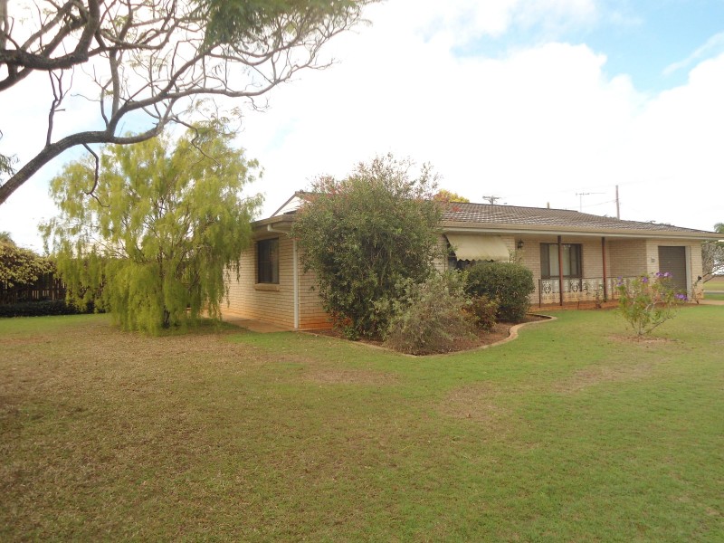 Avenell Heights QLD 4670