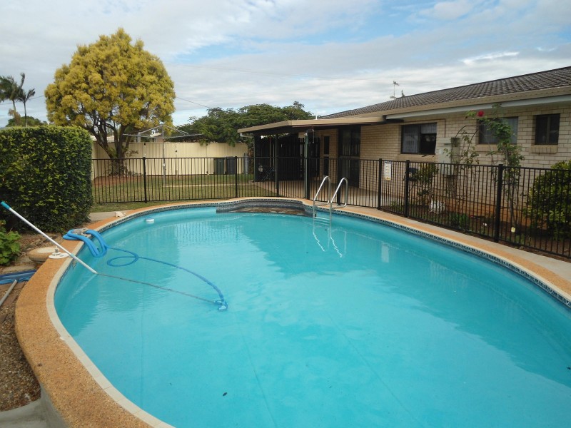 Avenell Heights QLD 4670
