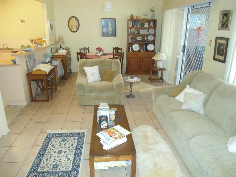 Avenell Heights QLD 4670