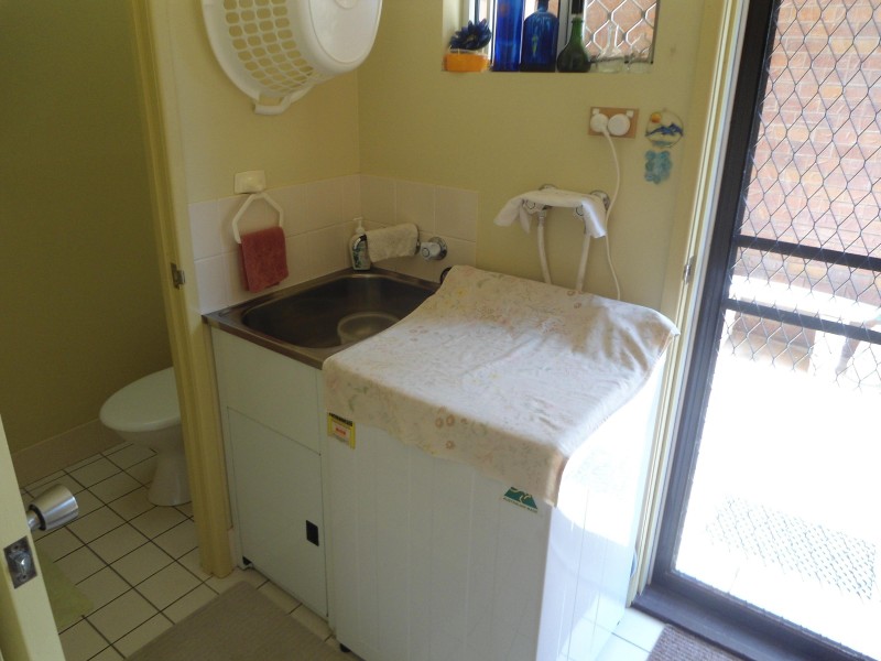 Avenell Heights QLD 4670