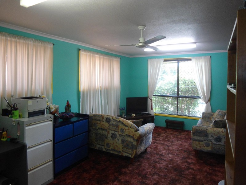 Avenell Heights QLD 4670