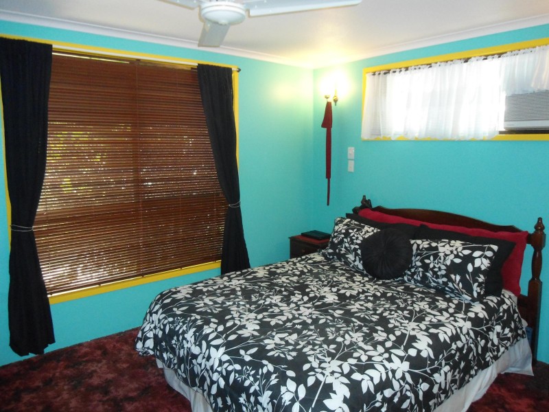 Avenell Heights QLD 4670