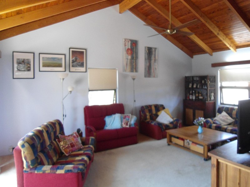 Avenell Heights QLD 4670