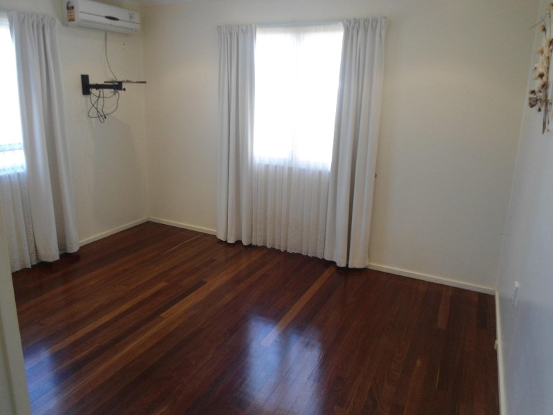 Avenell Heights QLD 4670