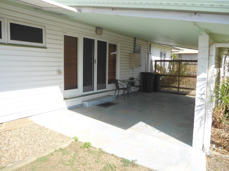 Avenell Heights QLD 4670