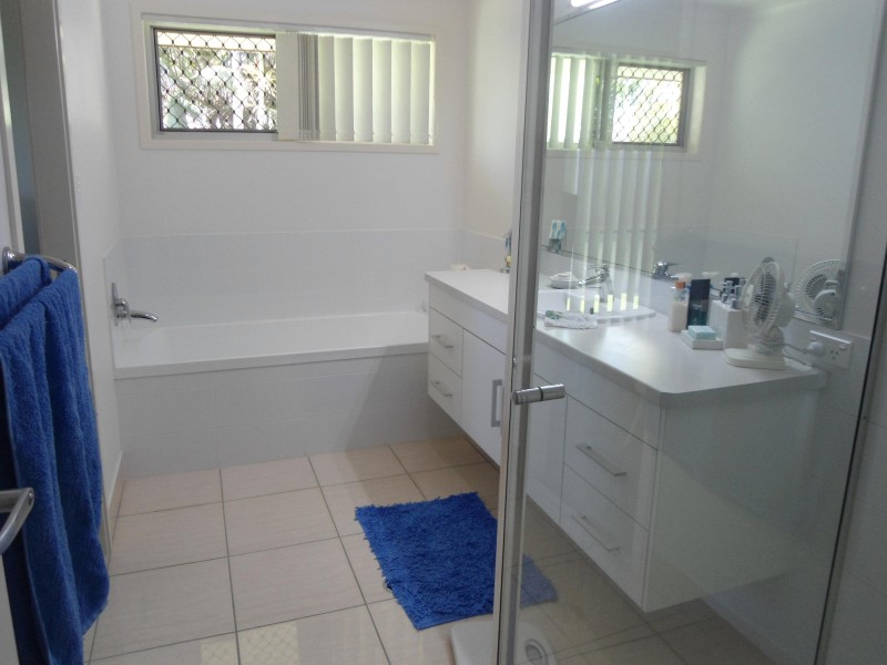 Kepnock QLD 4670