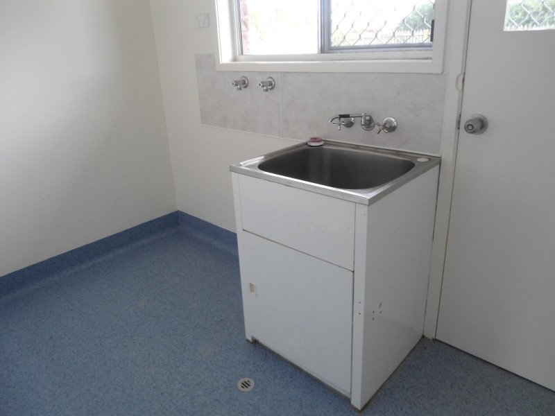 29 Central Ave, Thabeban QLD 4670