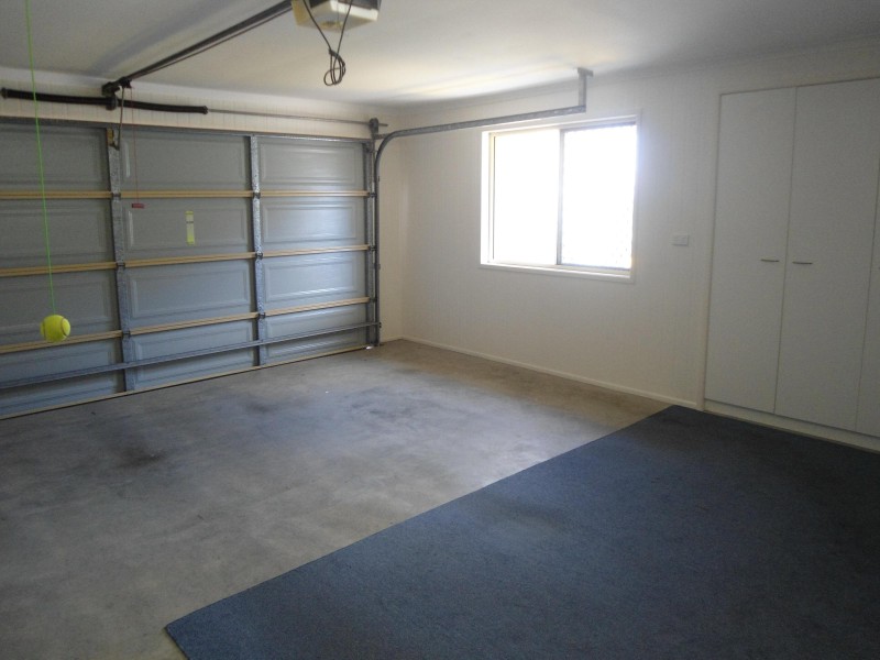 Avenell Heights QLD 4670