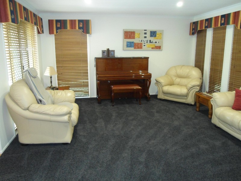 Avenell Heights QLD 4670