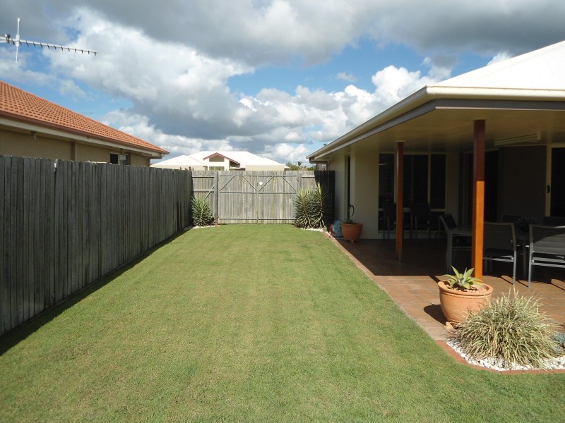 Avenell Heights QLD 4670