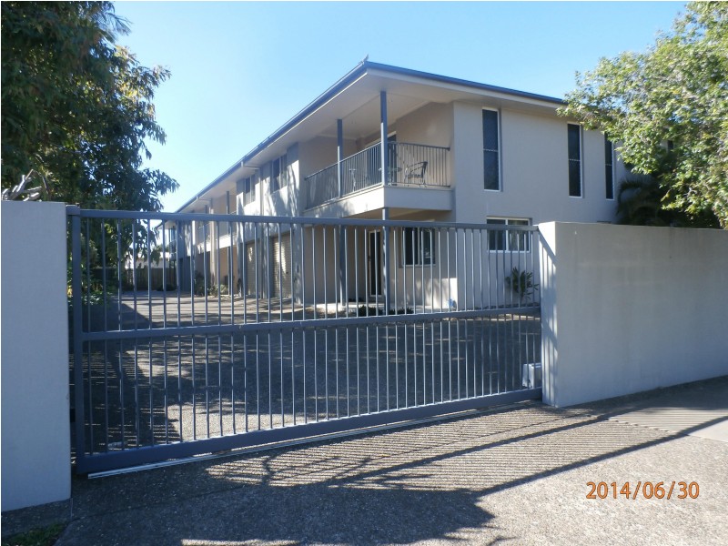 1/18 Water Street, Bundaberg South QLD 4670