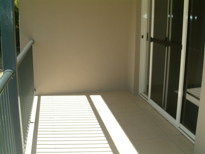 1/18 Water Street, Bundaberg South QLD 4670