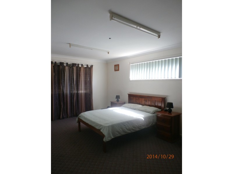 6 Marshall St, Avenell Heights QLD 4670