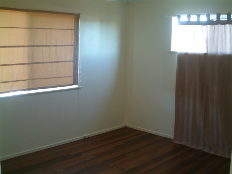 33 Dunn Road, Avenell Heights QLD 4670