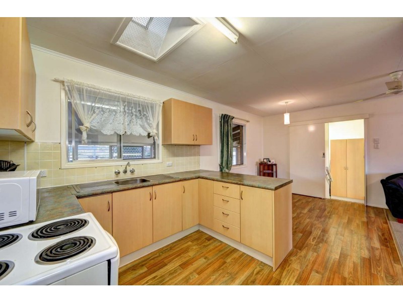 24 Baldwin Crescent, Avoca QLD 4670