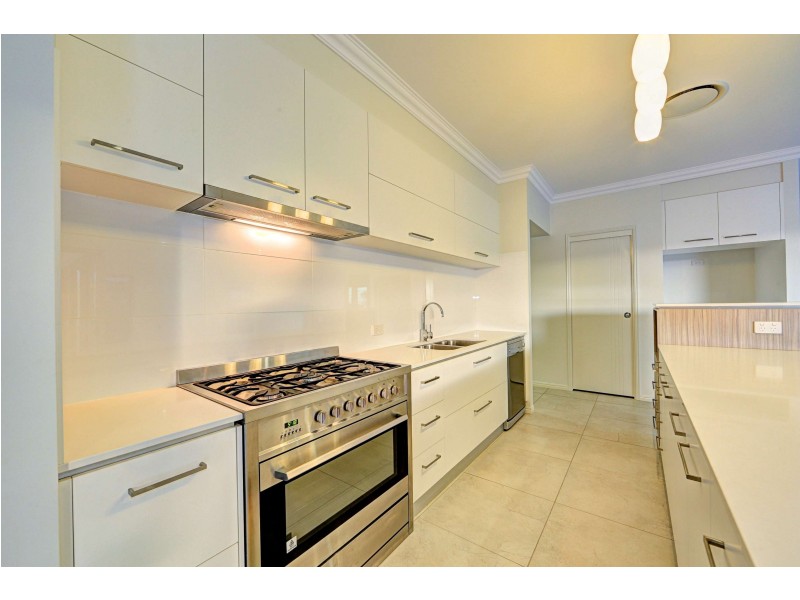 7 Longview Street, Ashfield QLD 4670