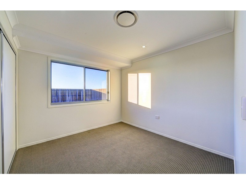 7 Longview Street, Ashfield QLD 4670