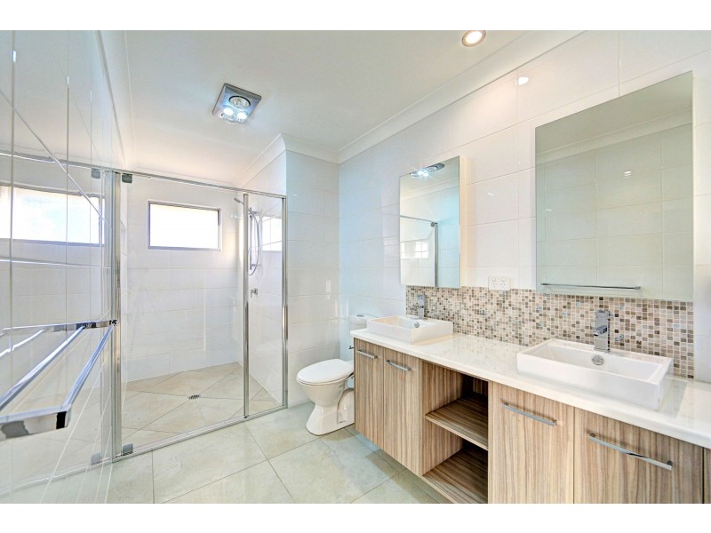 7 Longview Street, Ashfield QLD 4670