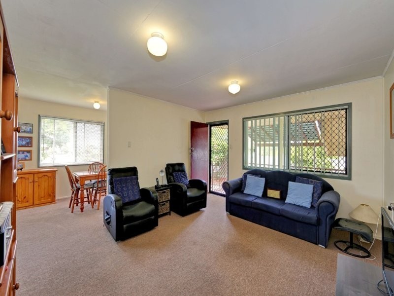 Avenell Heights QLD 4670
