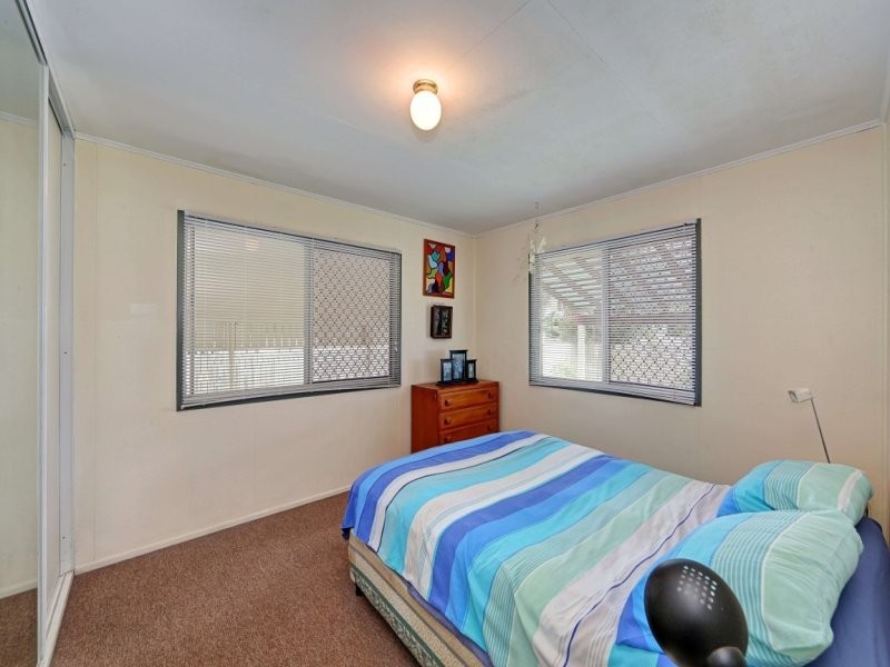 Avenell Heights QLD 4670