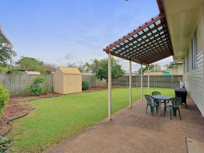 Avenell Heights QLD 4670