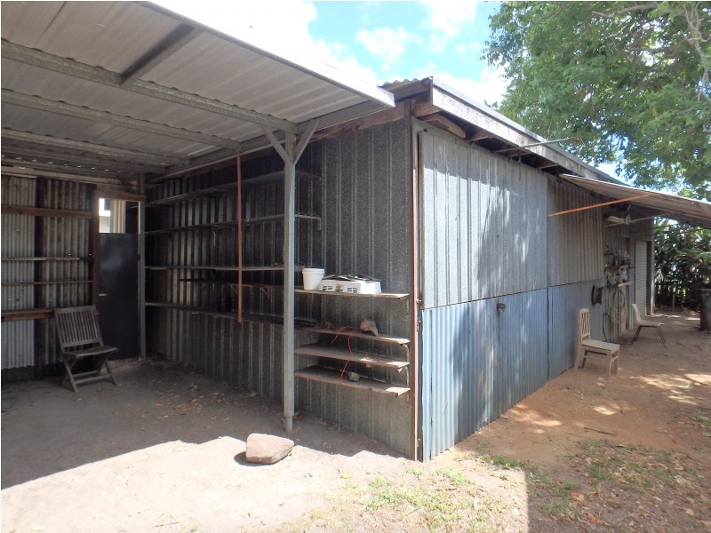 8 Beatrice Street, Walkervale QLD 4670