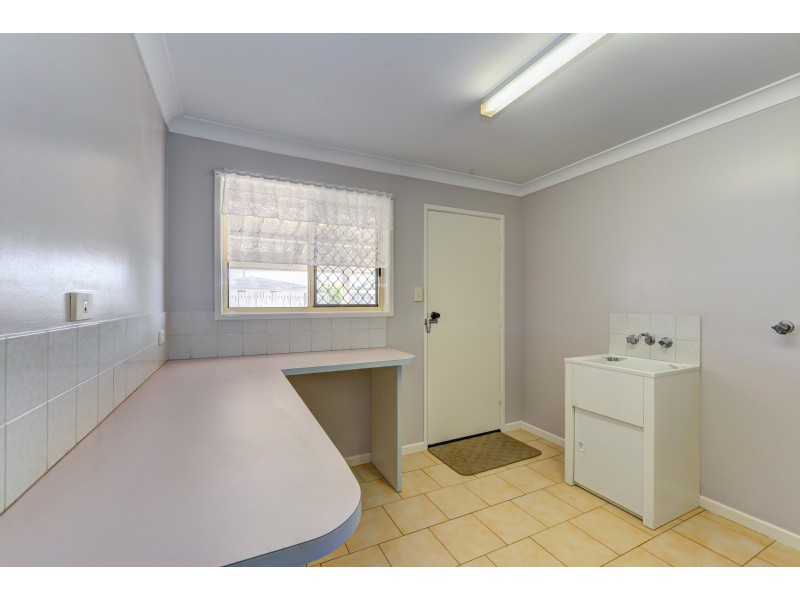 Avenell Heights QLD 4670