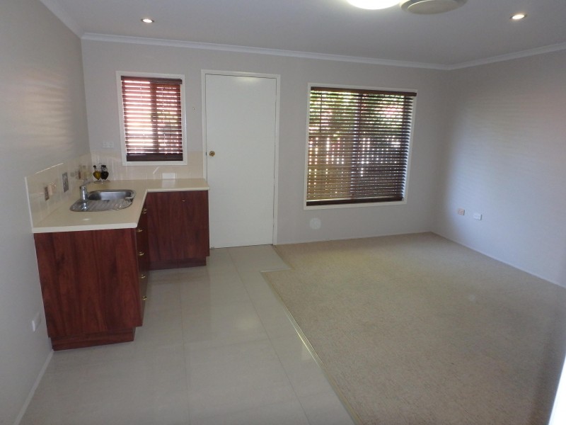 38 Harvey Street, Avenell Heights QLD 4670