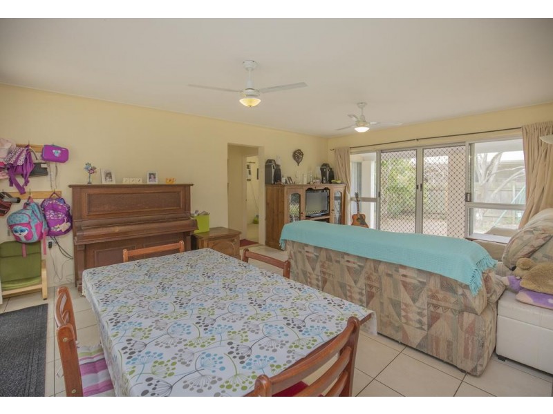 38 Woodward Rd, Kensington QLD 4670