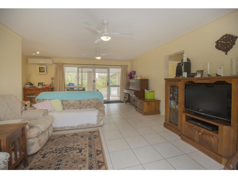 38 Woodward Rd, Kensington QLD 4670