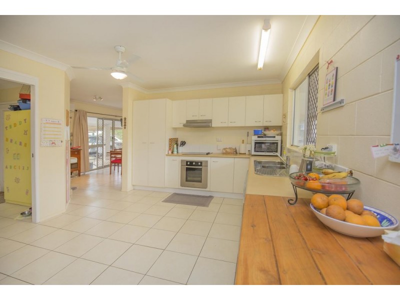38 Woodward Rd, Kensington QLD 4670