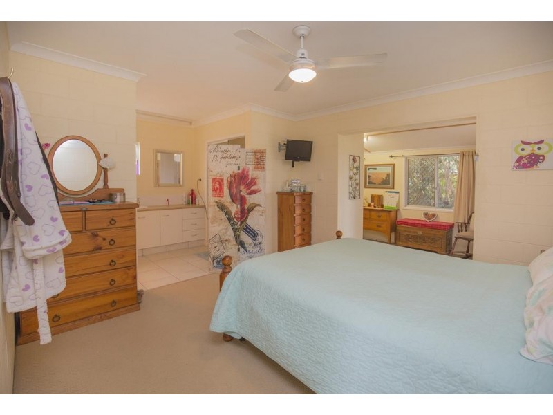 38 Woodward Rd, Kensington QLD 4670